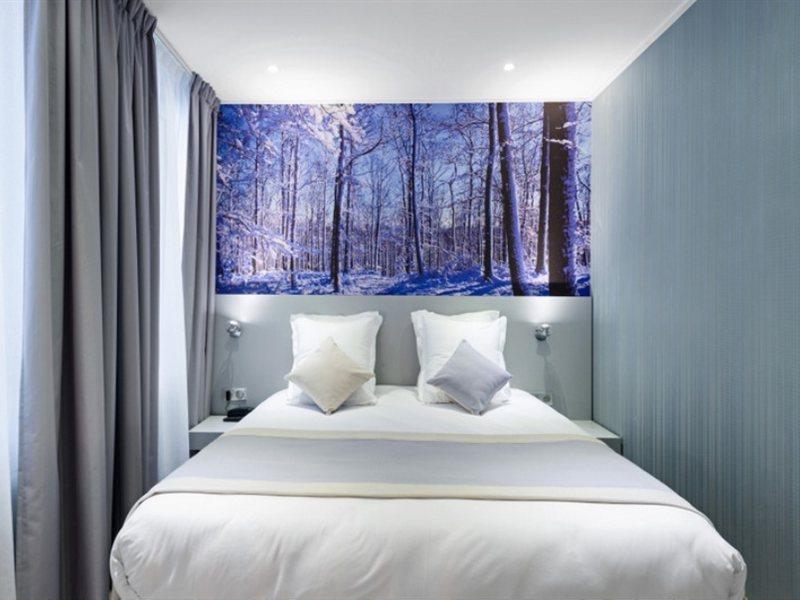 Hotel Jardins De Montmartre Parijs